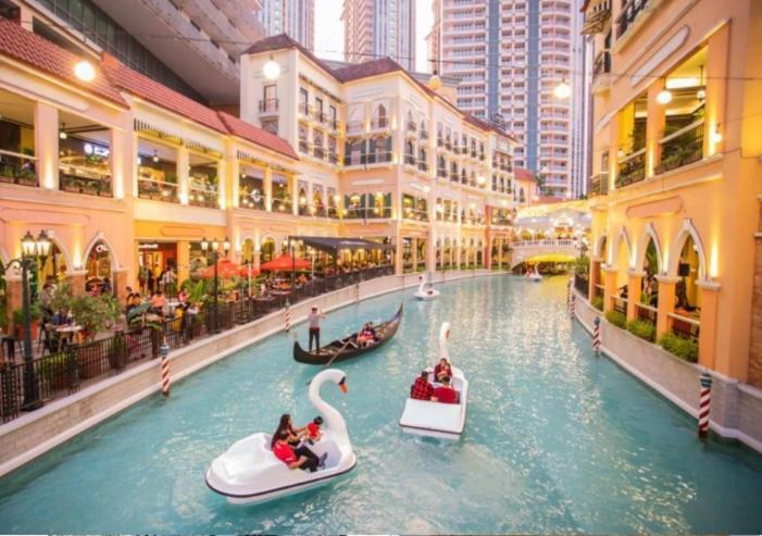 Spacious Condo In Venice Luxury Residences Taguig Esterno foto