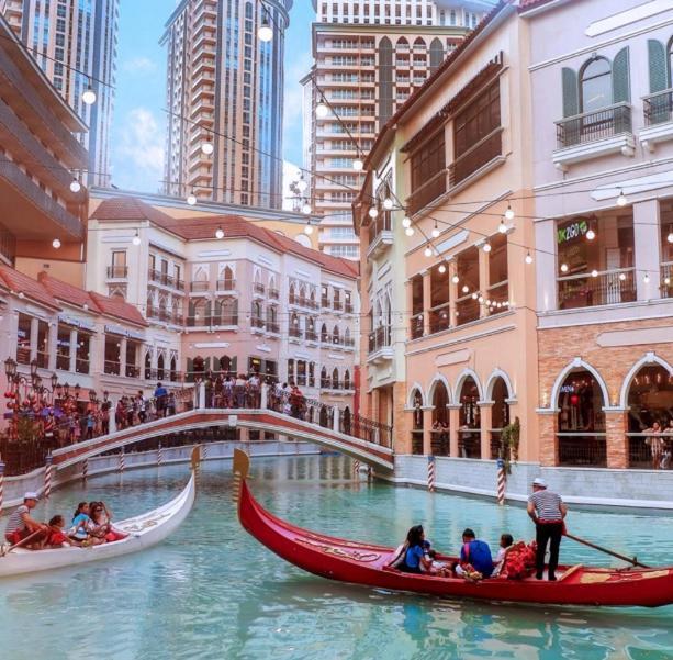 Spacious Condo In Venice Luxury Residences Taguig Esterno foto